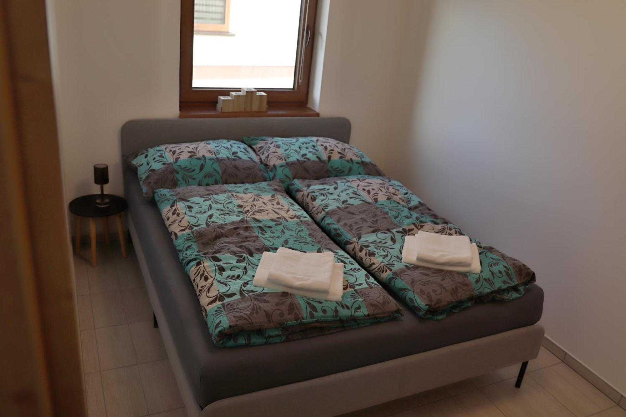 Apartman Na Karlicku 카를로브 외부 사진
